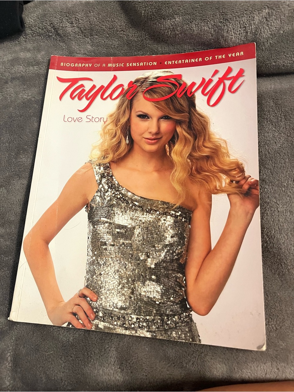 Silver Sequin One-Shoulder Camisole Top - Sparkling Evening Style